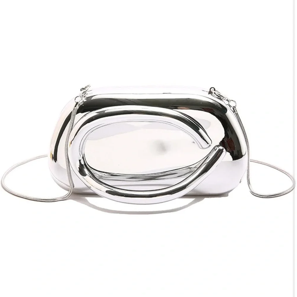 Silver Metallic Clutch - Picture 2 of 4